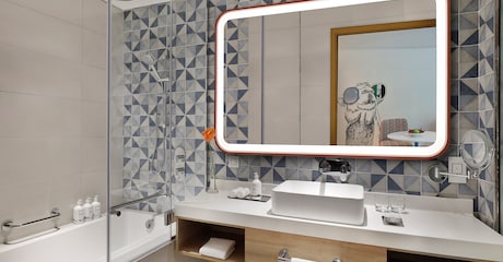 Room Chambre familiale deluxe avec balcon